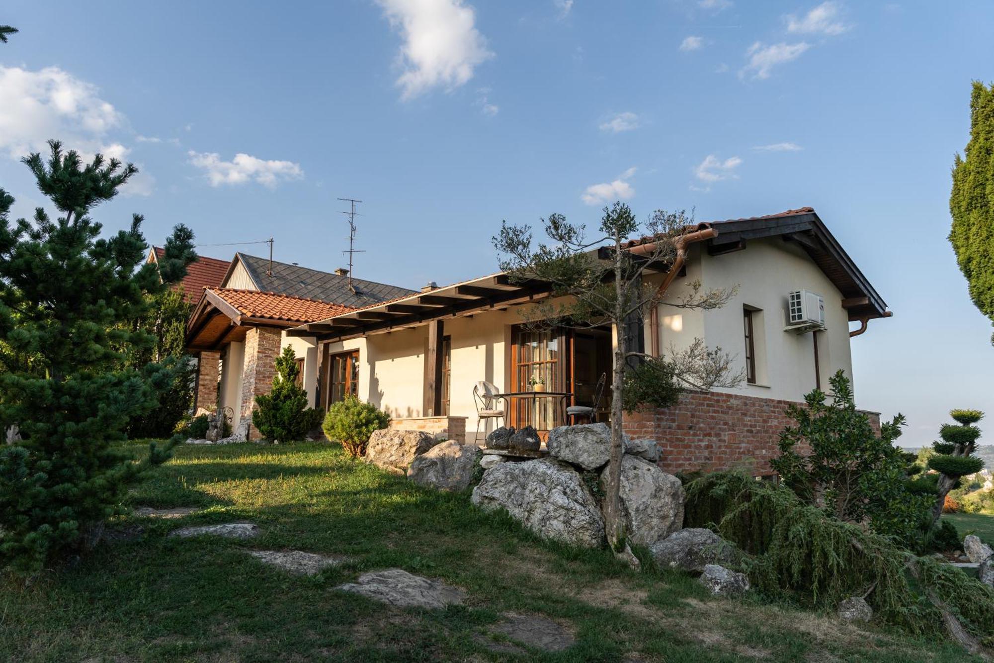 Villa Garden Залаэгерсег Экстерьер фото
