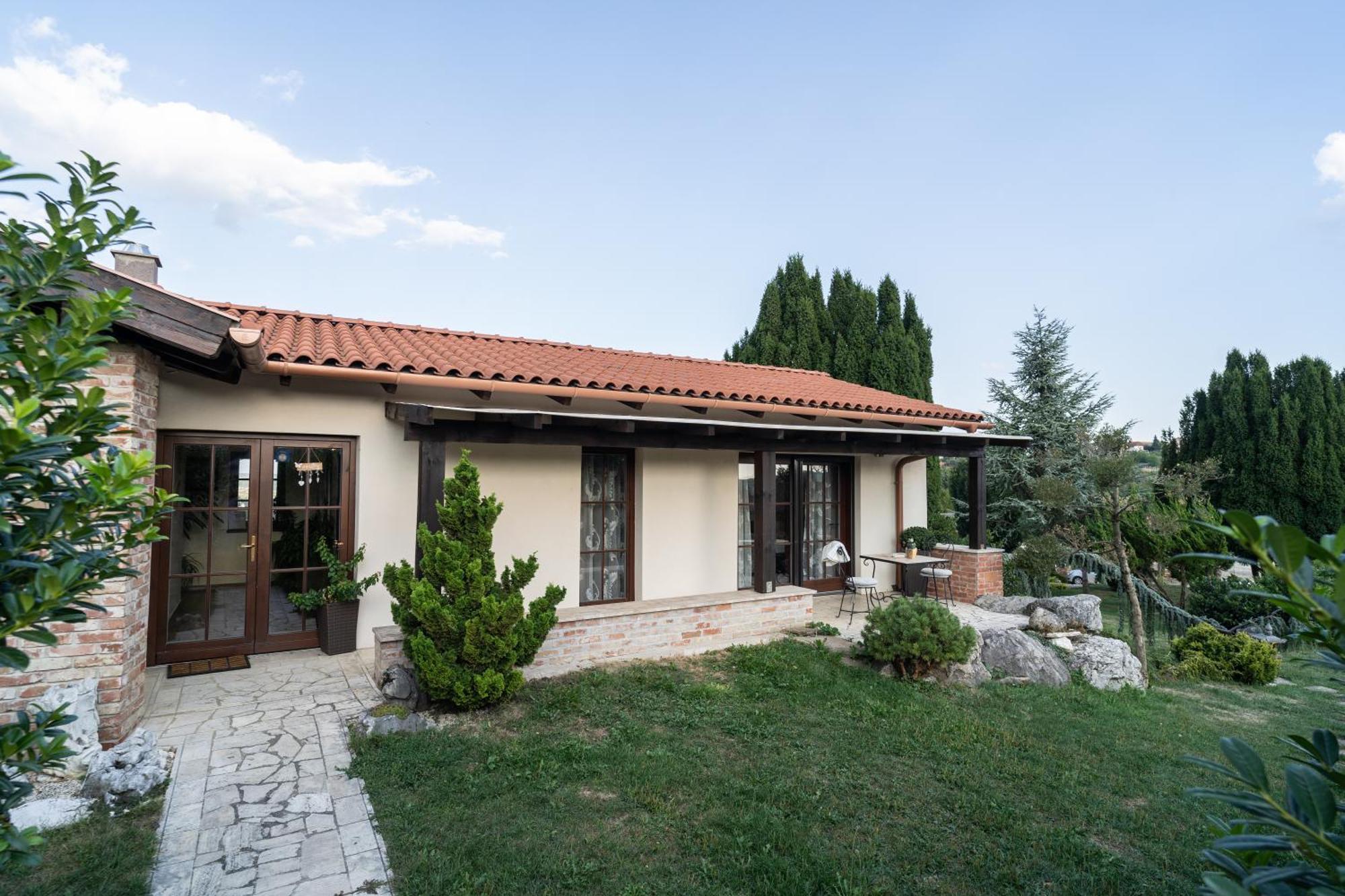 Villa Garden Залаэгерсег Экстерьер фото